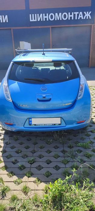 Абсолютно нові сталеві дуги G 38 на дах Nissan leaf