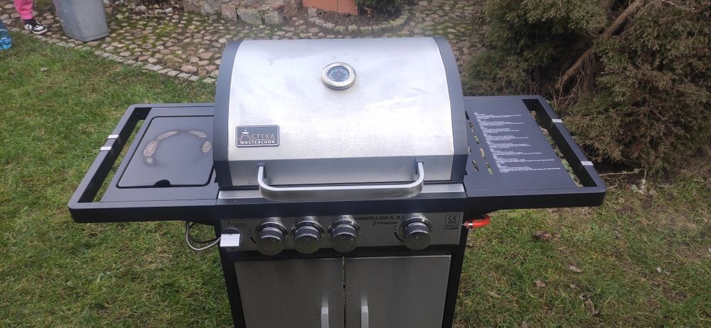 Grill gazowy 3 palnikowy