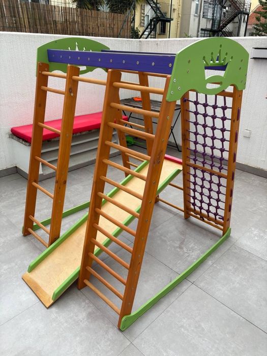 Parque infantil.