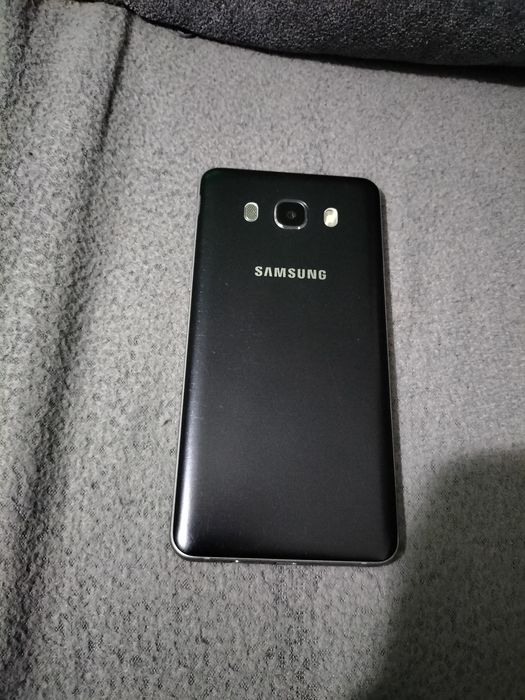 Samsung Galaxy j5 2016
