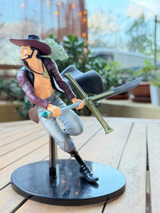 One Piece – Dracule Mihawk | O Maior Espadachim do Mundo | Original