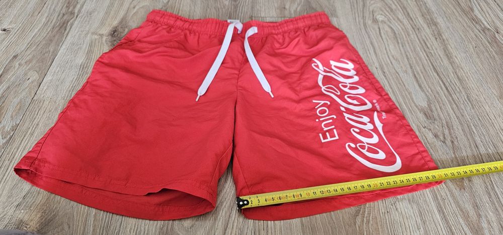 Szorty kąpielowe męskie COCA-COLA rozmiar L wymiary na zdjęciach