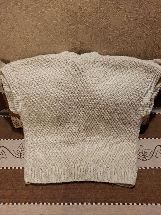 Kamizelka welniana 44