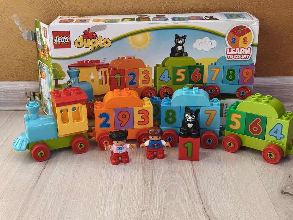Конструктор LEGO DUPLO Потяг із цифрами