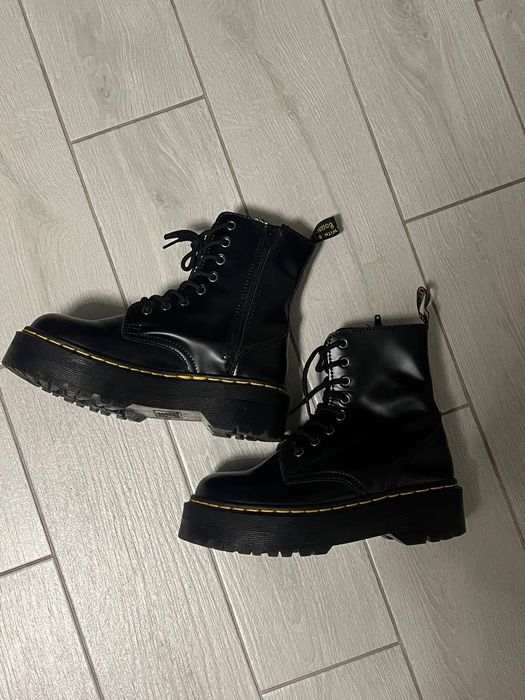 Оригинальные ботинки Dr. Martens