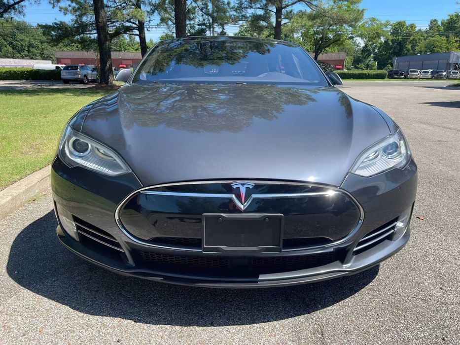 Tesla Model S 75D      2016