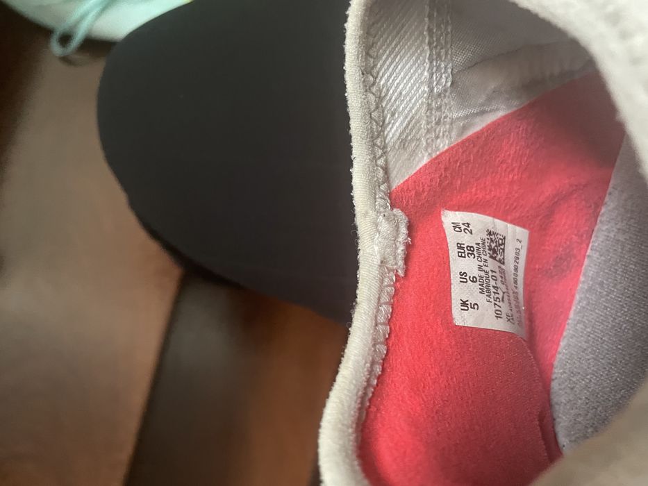 Chuteiras nime tmaanho 38