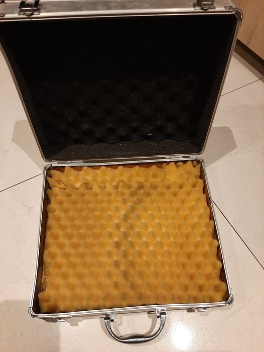 Sprzedam  walizeczki