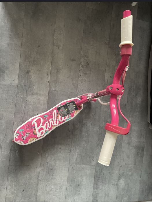 Hulajnoga elektryczna dla dzieci Barbie