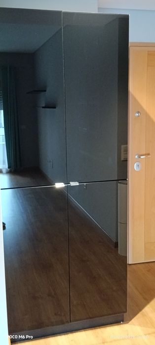 Móvel em Carvalho Wengue