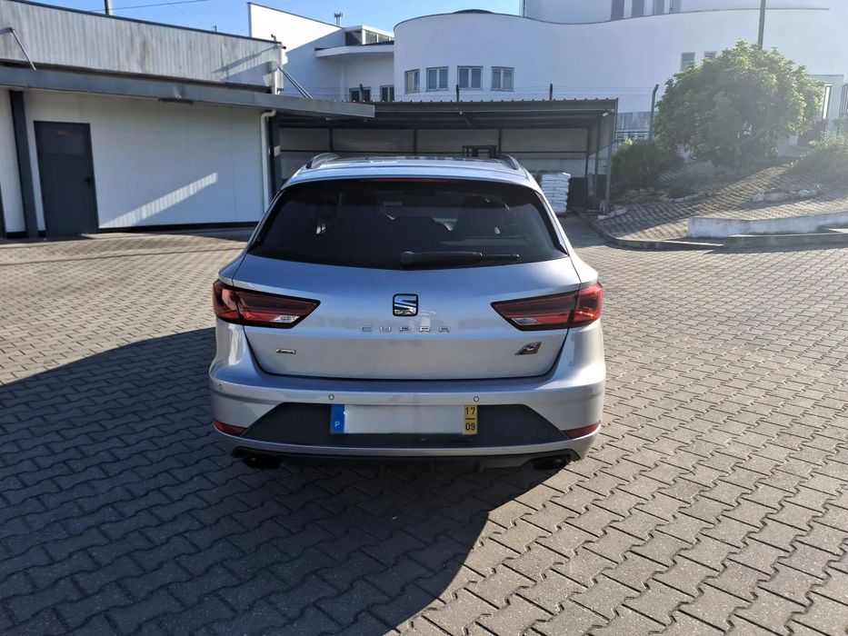 SEAT Leon ST 2.0 TSI Cupra 4Drive DSG S/S