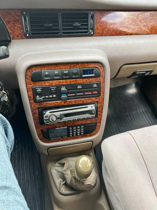 Продам автомобіль Samand LX
