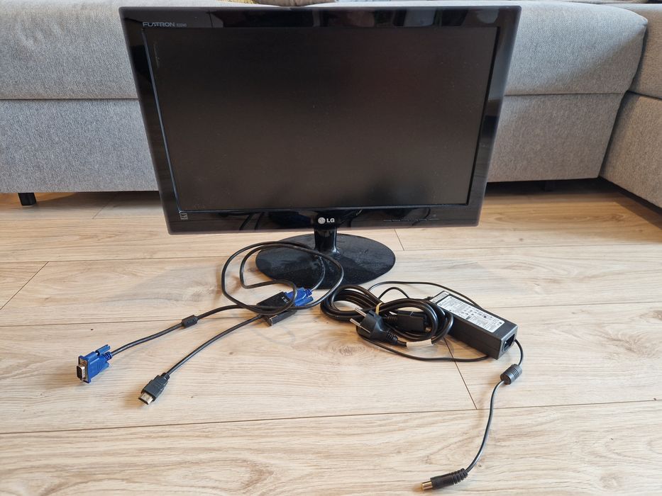 Monitor 22 cale LG flatron E2240