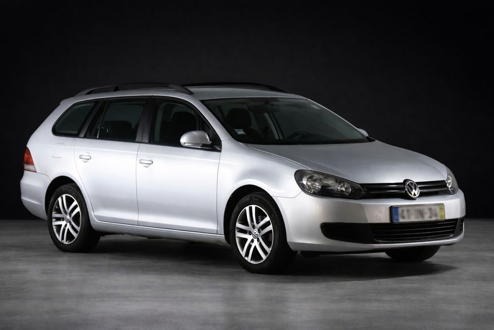 VW Golf Variant 1.6 TDi Highline
ModeloGolf vi variant diesel 
Ano do