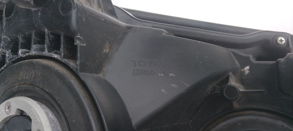 Продам оптику на TOYOTA LAND CRUISER