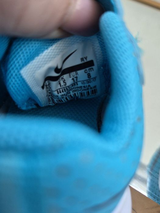 Кросівки 17 розмір, Nike