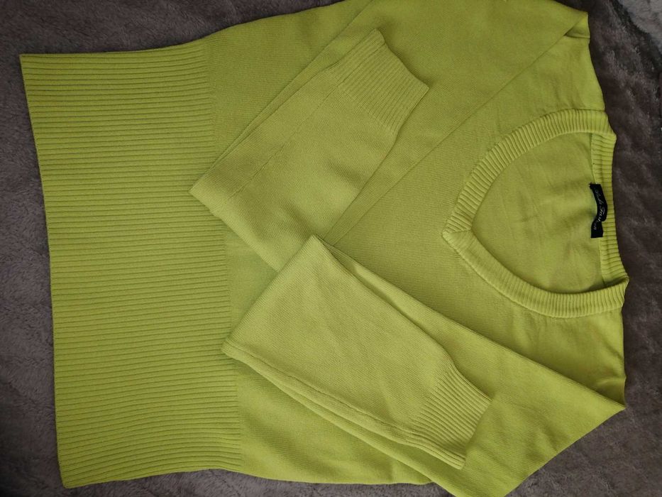Sweter w kolorze limonki
