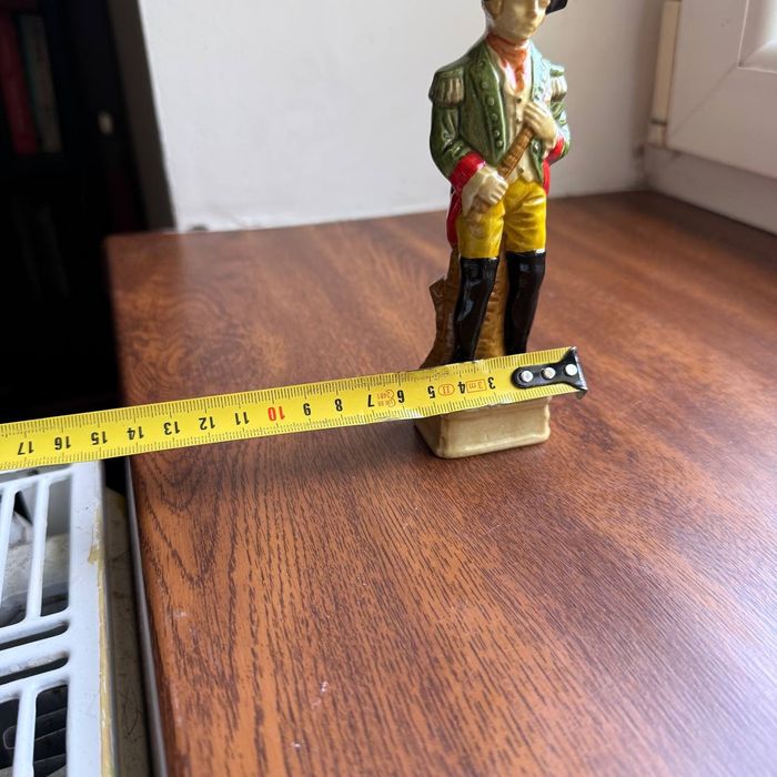 Figurka porcelanowa Żołnierz Francuski