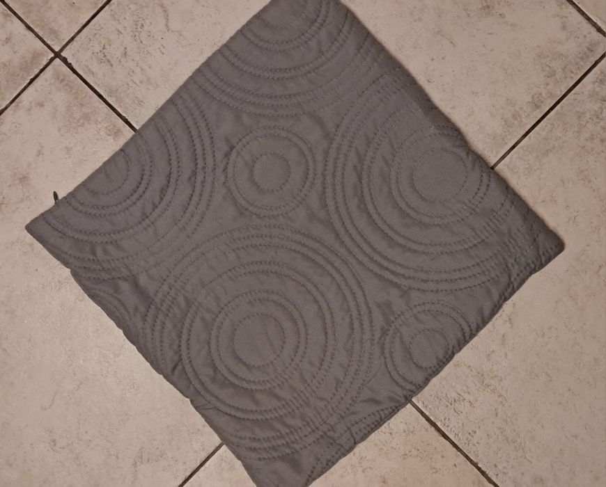 Poszewki na Jaśki poduszki ozdobne szare