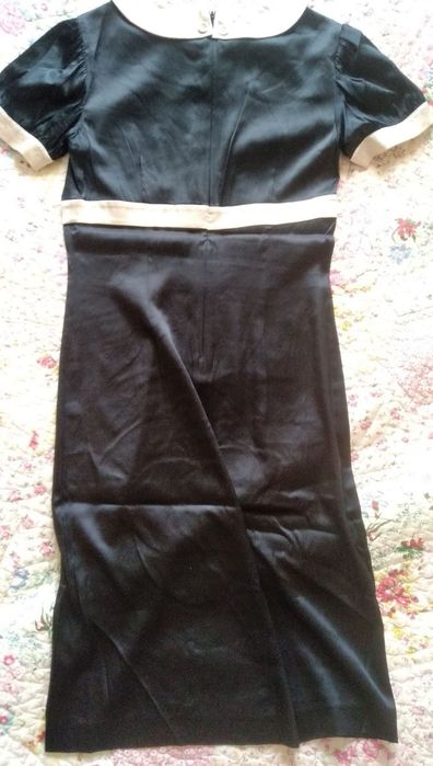 Шёлковое платье.