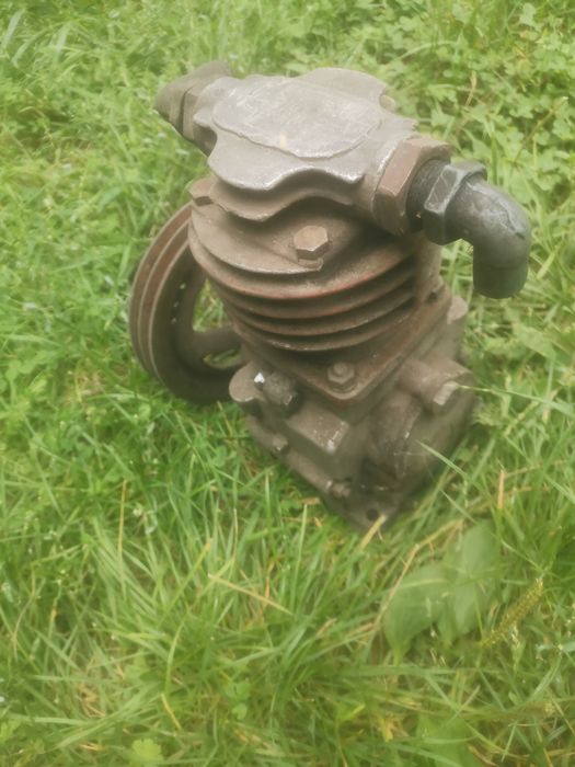 Sprężarka Ursus C-330
