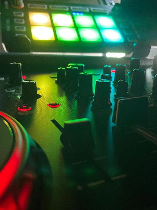 Reloop Neon kontroler SeratoDj