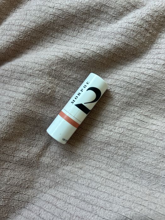 Roz do policzkow w sztyfcie Morphe kolor rosy wishes