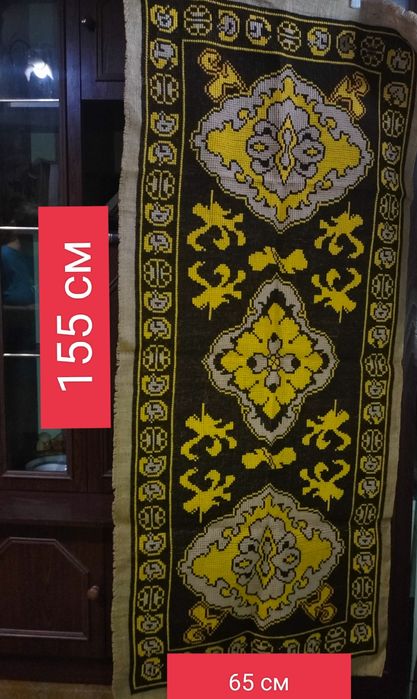 Продам вишитий килим і доріжки