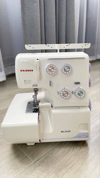 Оверлок FAMILY  ML244D