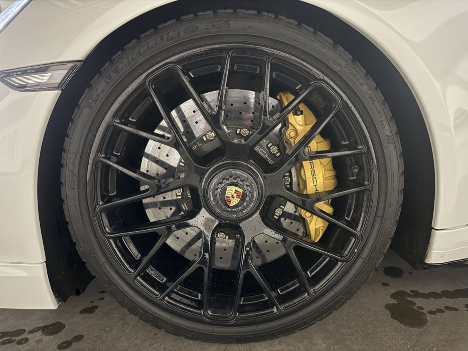 Porsche 911 TurboS  Ceramika Carplay Alcantara PDLS+