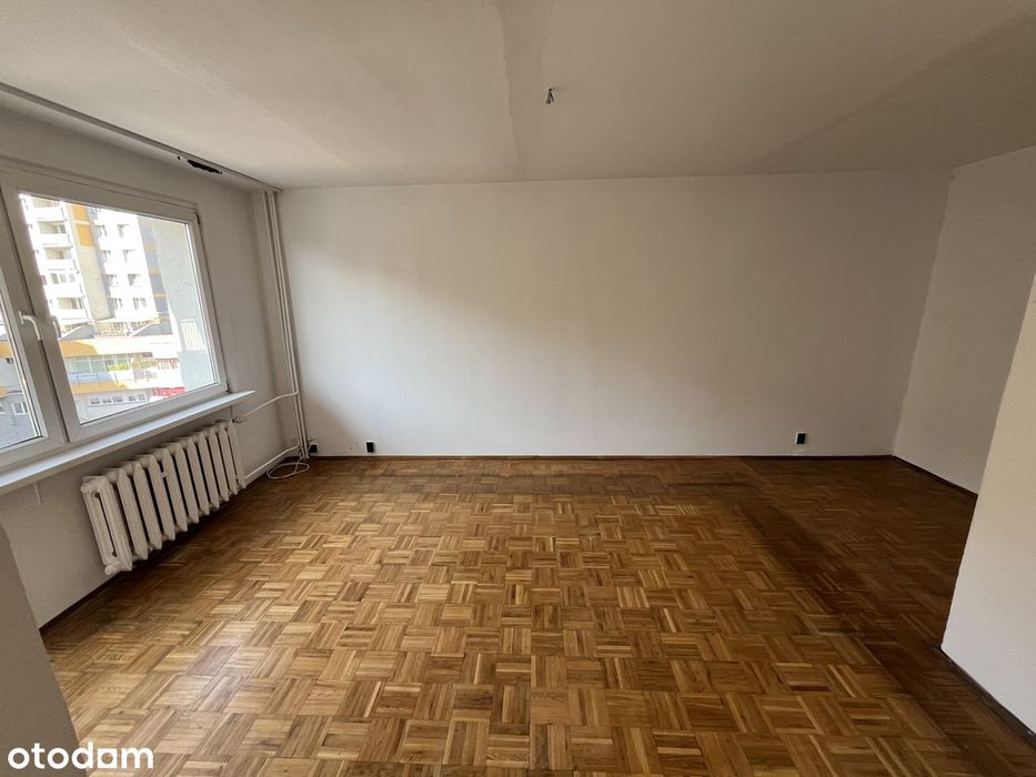 Na sprzedaż mieszkanie/kawalerka znajdujące się przy ul. Bulwar Ikara.