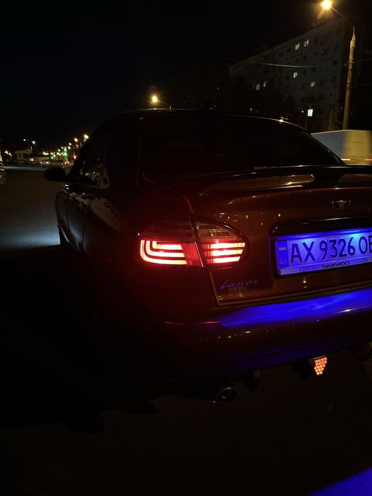 Фари на Ланос установка лінз тюнінг оптики стопи ланос полировка фар