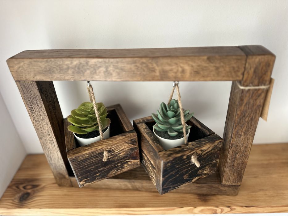 Suporte Decorativo para Suculentas – Estilo Rústico