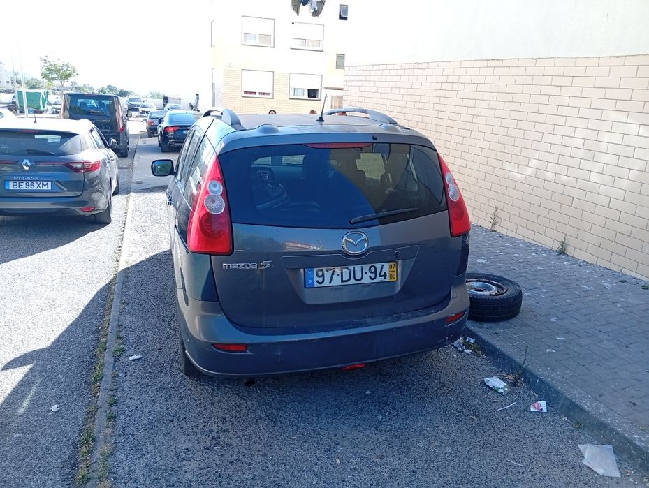 Vendo ou troco Mazda 5