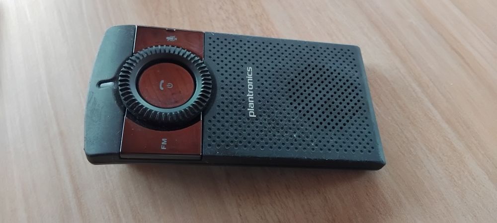 Kit Mãos Livres Bluetooth para Carro Plantronics K100