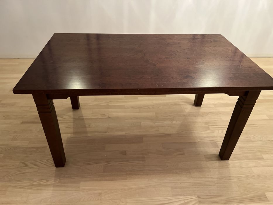 Stół z litego drewna rozkładany + 6 krzeseł