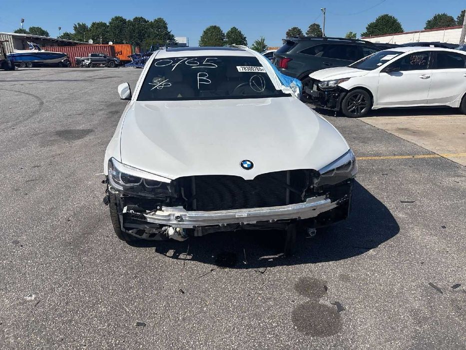 BMW 530E 2018 гібрид