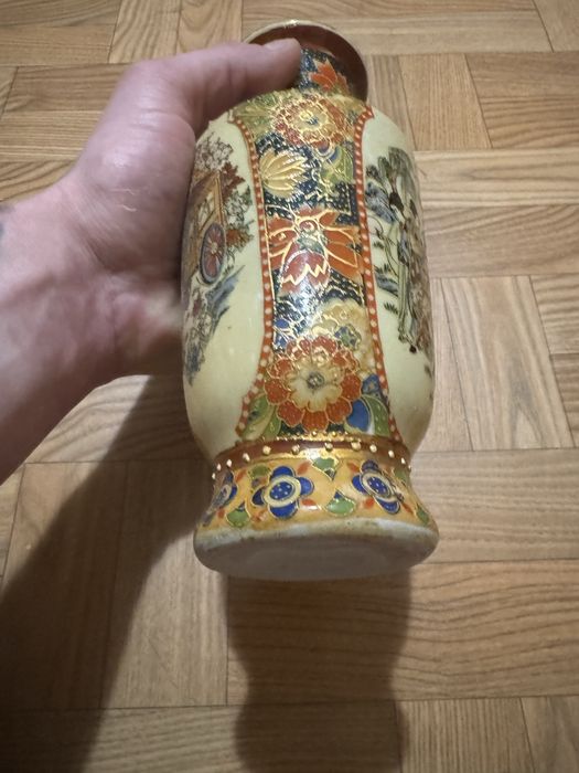 Porcelanowy wazon ozdobny. Okazja!