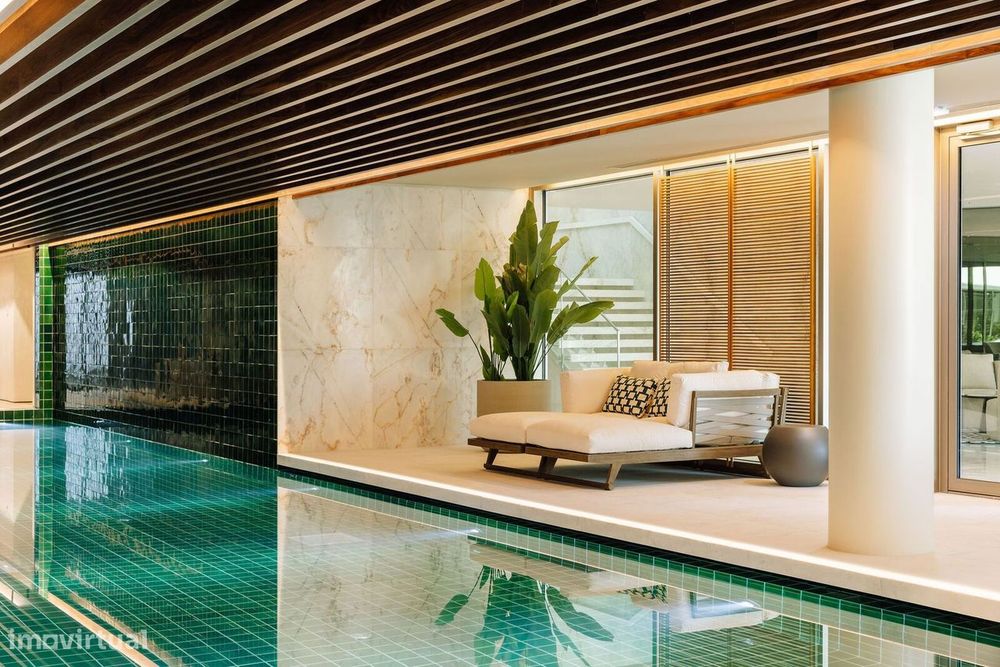 Apartamento T4 + 1 com piscina, Nova Campolide, Lisboa