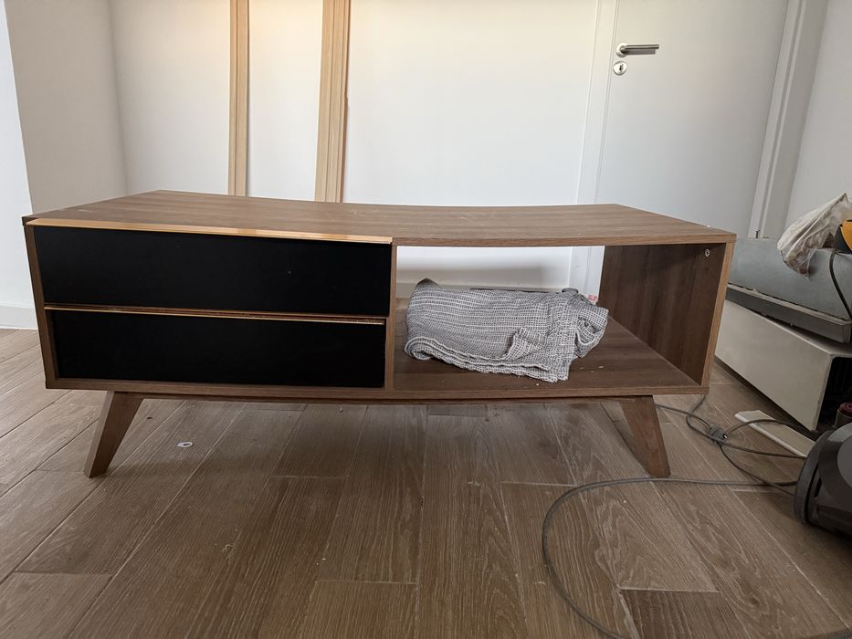 Móvel TV com gavetas