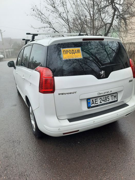 Продам  Peugeot 5008