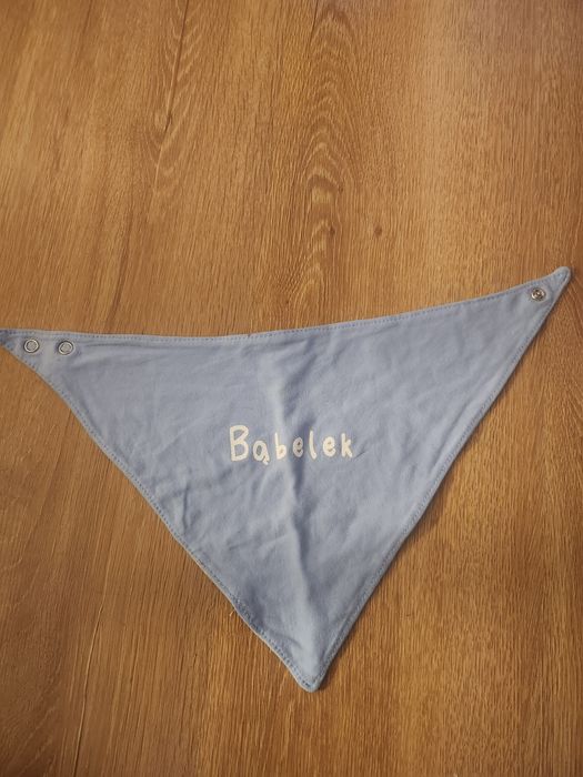 Chusteczka, chustka na zatrzaski, szalik z napisem Bąbelek 5.10.15