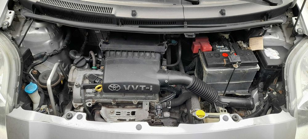 Тойота Ярис 2006г на автомате от первого владельца