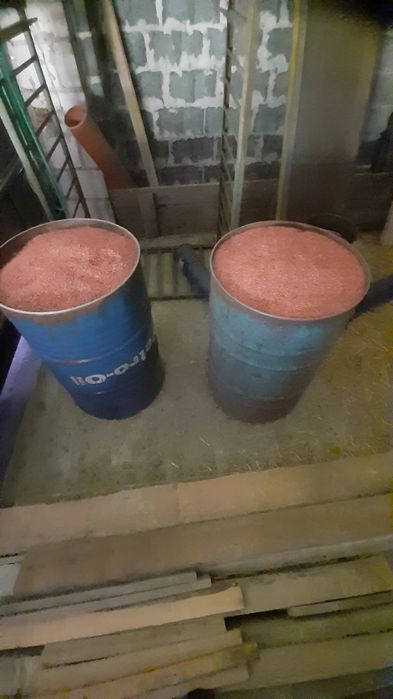 Sprzedam 2 beczki pszenżyta do siewu