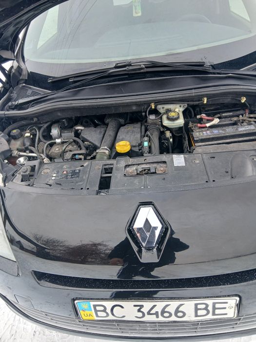 Продам рено сценік 3 1,5 акпп