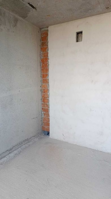 Продається готова 1 к.квартира під ремонт!