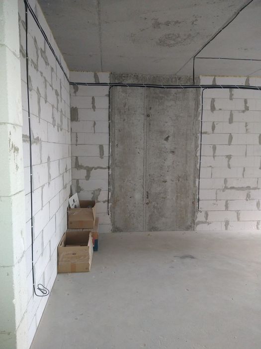 Продам 2-кімнатну квартиру, вул.Машинобудівників, Чабани