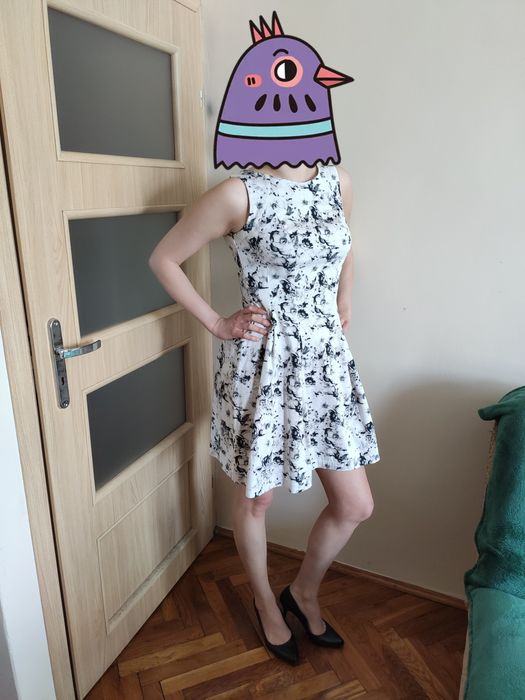 Sukienka w kwiaty rozmiar 40