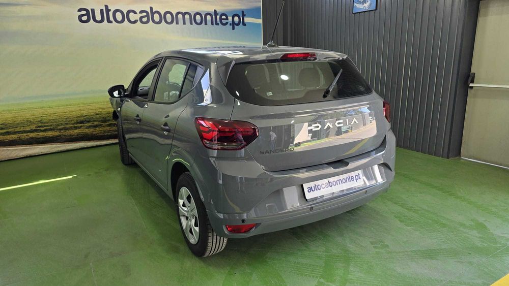 Dacia Sandero 1.0 TCE Bi-Fuel  -  Salvado