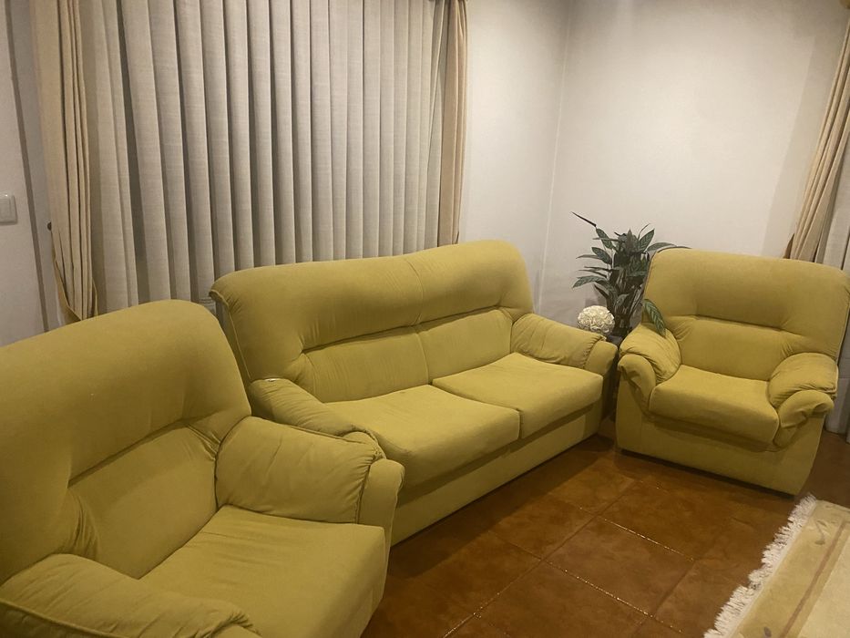 Sofas de 2 lugares mais 2 de um lugar